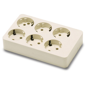 FAMATEL 6-GANG SOCKET OUTLET SCHUKO WHITE