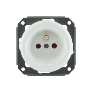 FND FRENCH SINGLE SOCKET-OUTLET SHUTTERED WHITE PORCELAIN